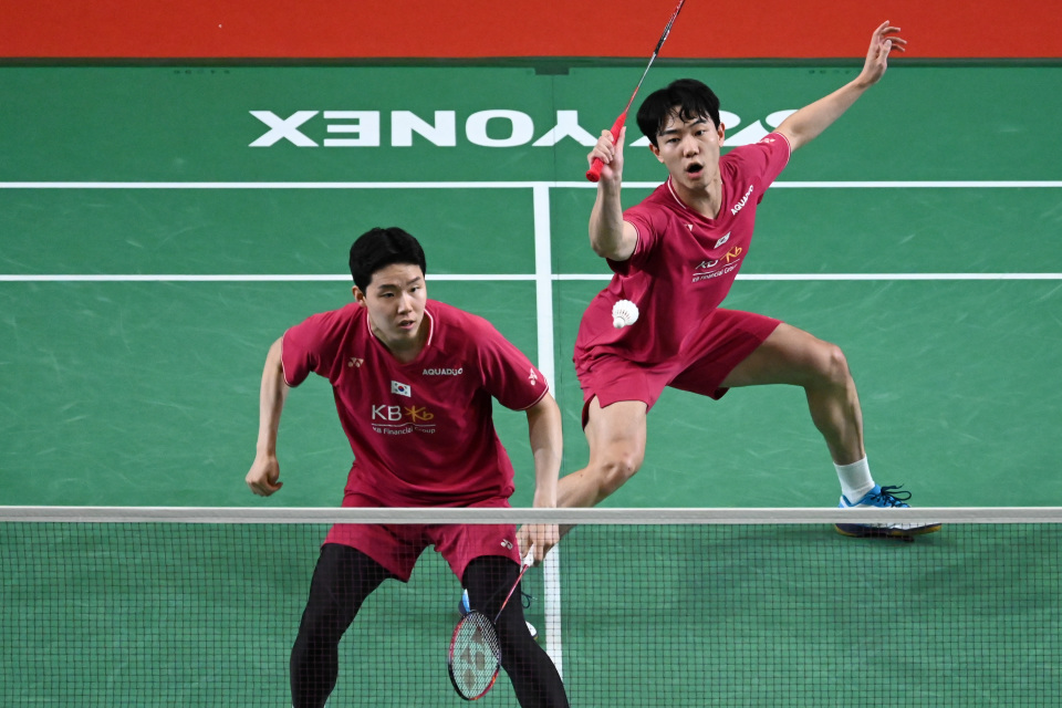 体育羽毛球马来西亚大师赛姜敏赫徐承宰男双夺冠