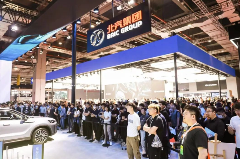 新帅"轻装"上任,北汽在内卷车市中酝酿价值战