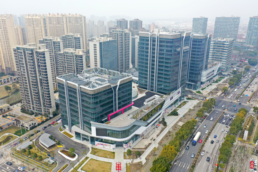 汽车城树起新地标安亭嘉亭荟城市生活广场二期建成