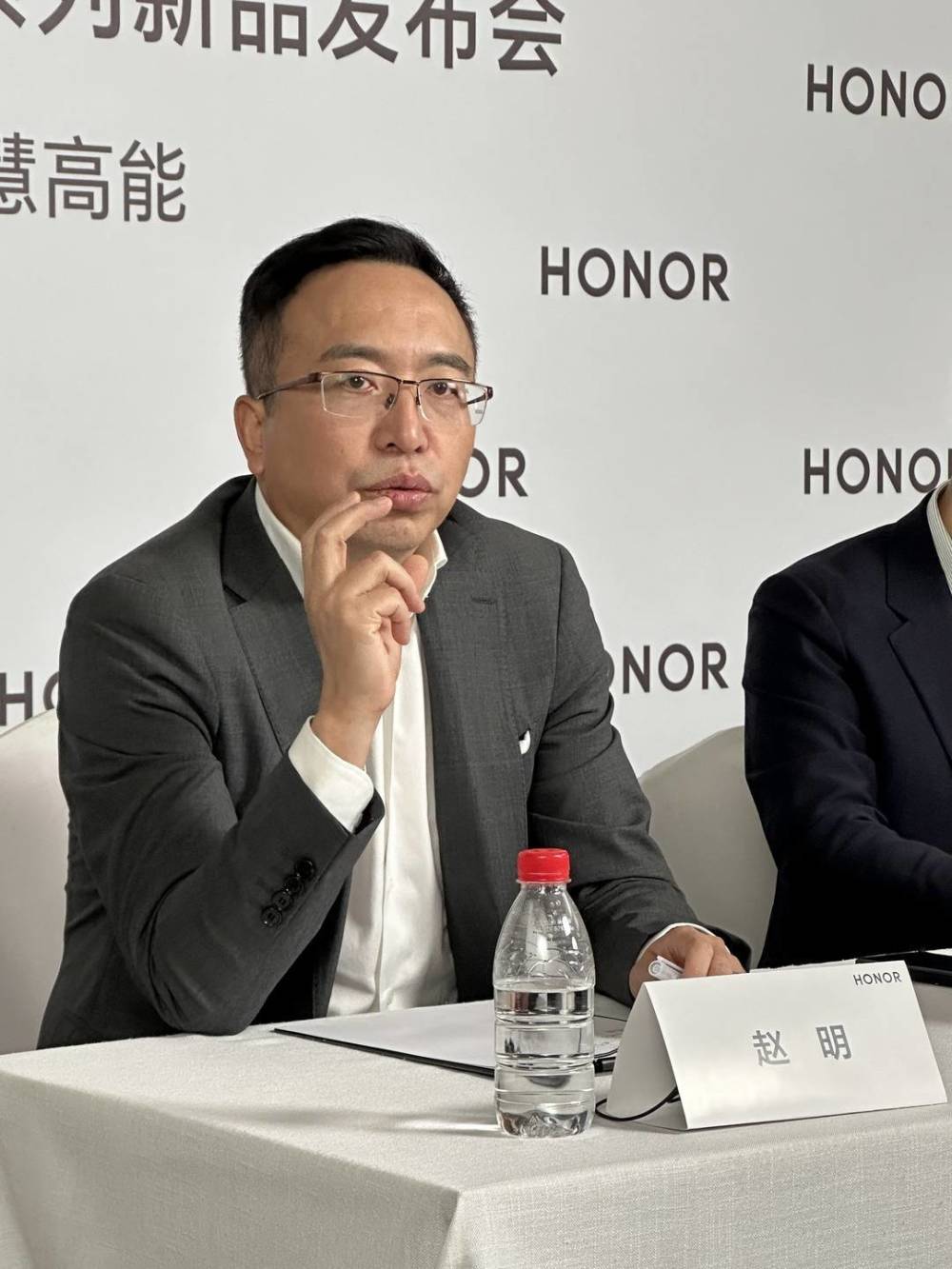 如何看待荣耀引领笔记本产业升级？MagicBook14Pro将如何变革PC市场？