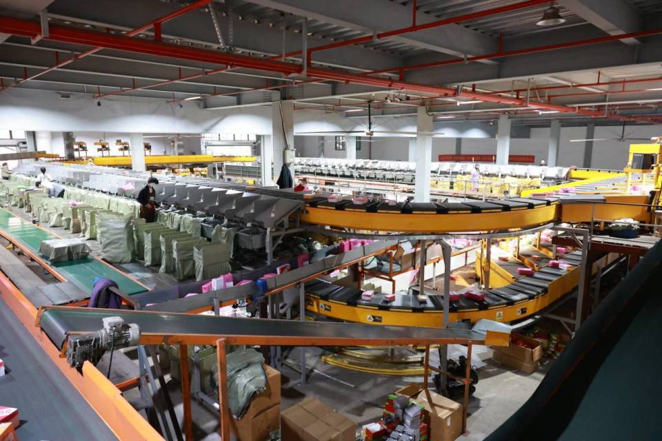 明星带"火"温岭童鞋丨温岭城北:直播5小时,销量15万双