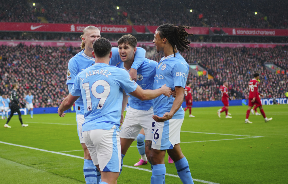 足球英超联赛利物浦战平曼城2