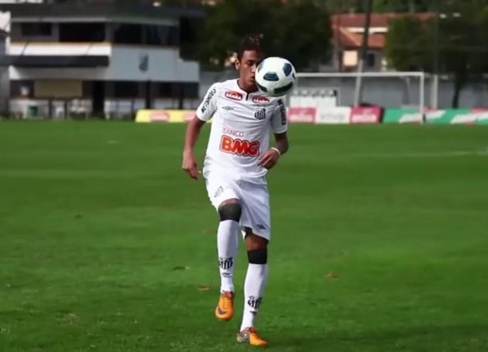 巴媒内马尔计划2025年回归巴西桑托斯以备战2026年世界杯