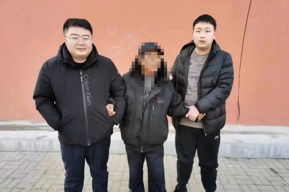 凌海三个网逃被抓……_腾讯新闻