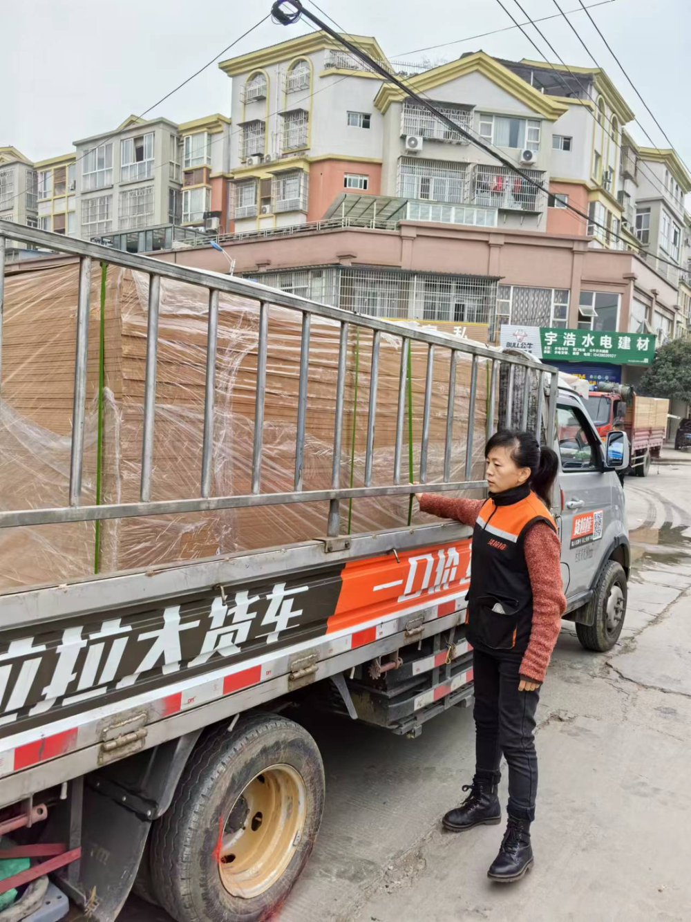 聂红梅称,"不要害怕压力,压力有多大,动力就有多大,人生的舞台也会变