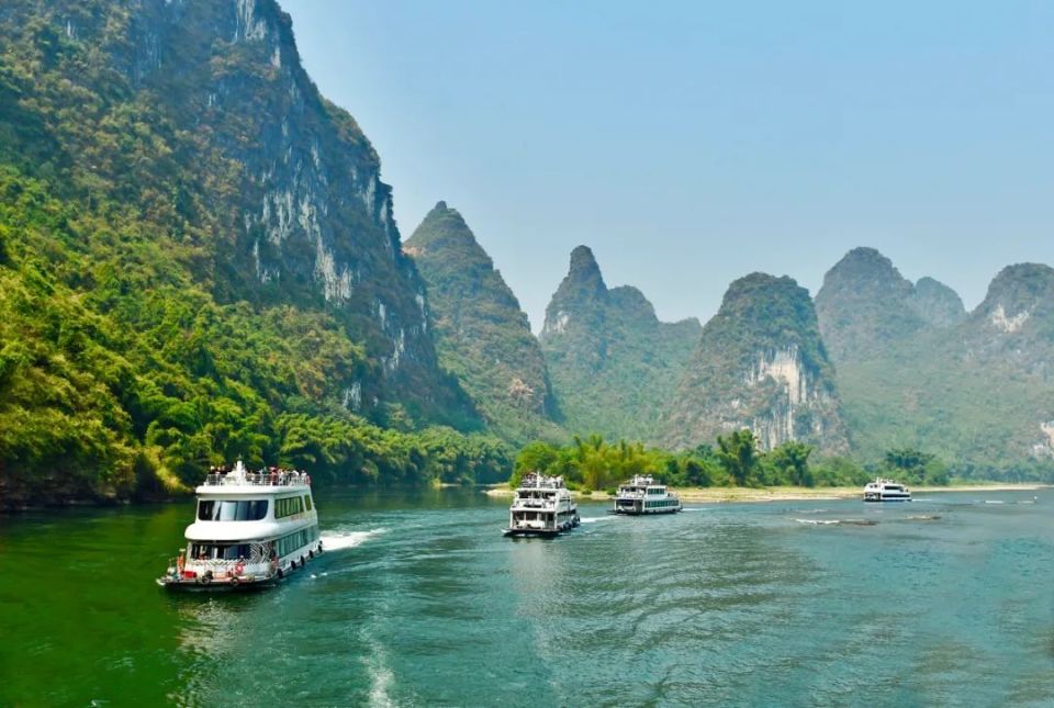 据介绍,本次活动围绕全面推进美丽中国建设,世界环境日"土地修复,荒漠