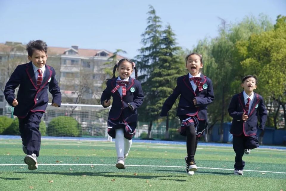 春光正怡人,来听松江这曲校园版《上春山》