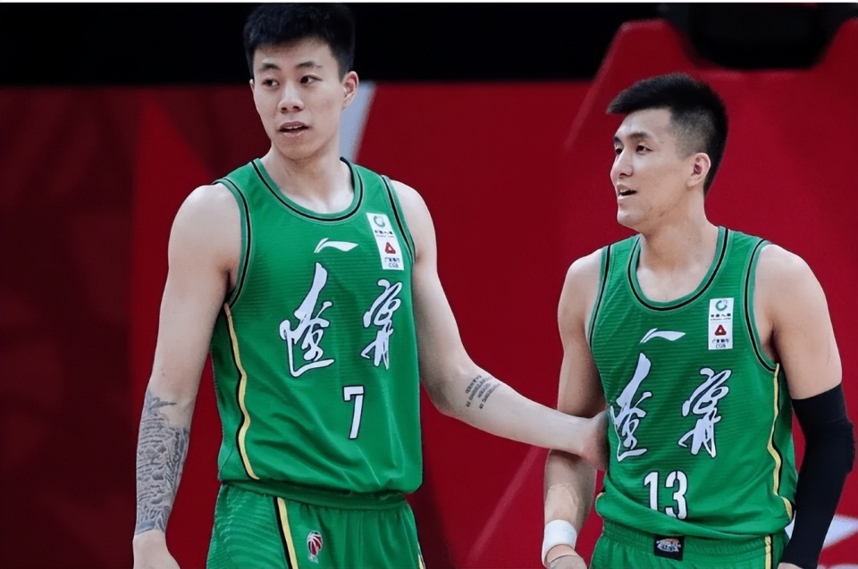 张镇麟今夏要办婚礼,郭艾伦:我就随100块!我不结婚不亏了吗