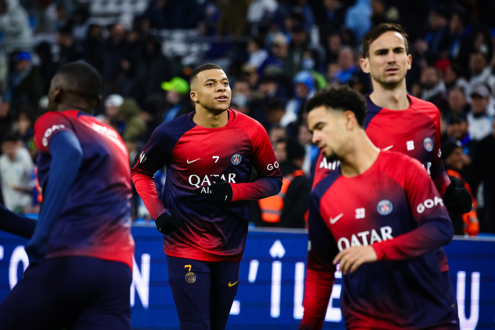 足球——法甲:巴黎圣日耳曼胜马赛_腾讯新闻