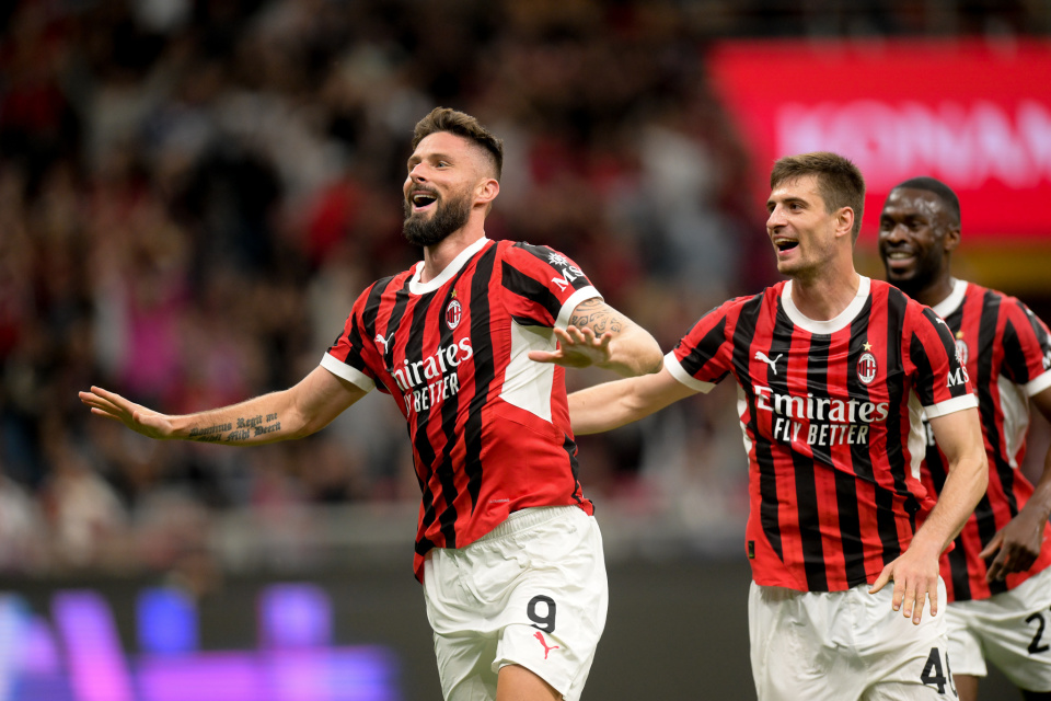 足球——意甲:ac米兰平萨勒尼塔纳