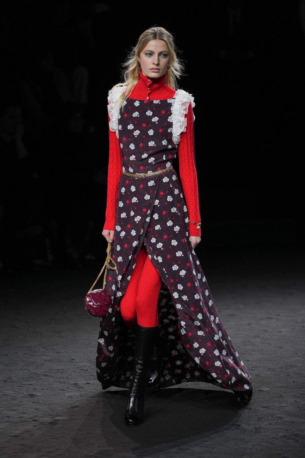 (外代二线)巴黎时装周——香奈儿品牌时装秀_腾讯新闻