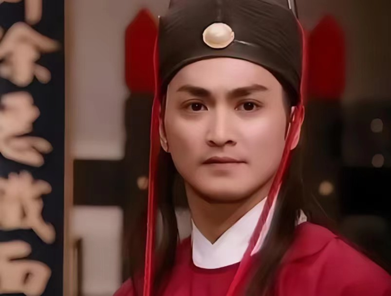 "展昭"何家劲64岁被曝娶年轻妻子已生女,曾有刻骨铭心的旧爱