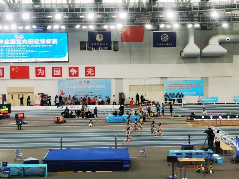 浙江15岁"小飞人"再创纪录_腾讯新闻