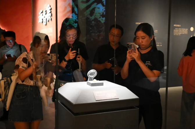 “海昏侯”赴三星堆“出差”3个月_腾讯新闻