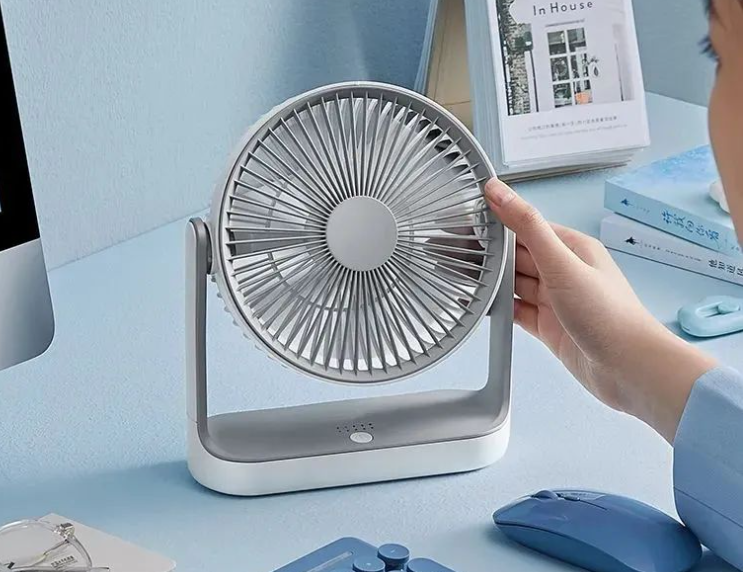 今年这款「迷你风扇」火了,一台=桌面循环扇 壁挂风扇 悬挂吊扇!