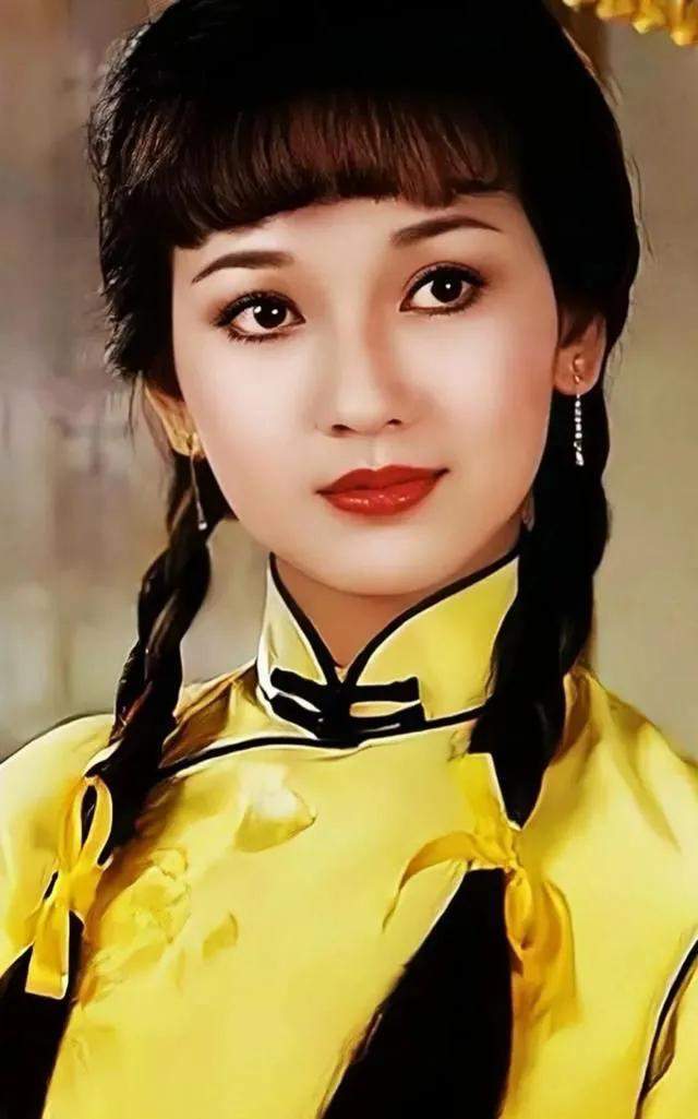 聊骚出轨当小三,娱乐圈的混乱在赵雅芝的身上体现的淋漓尽致-腾讯新闻