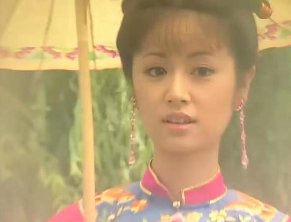 从趵突泉畔搬家至千佛山下，她怎么是“大明湖畔的夏雨荷”？_腾讯新闻