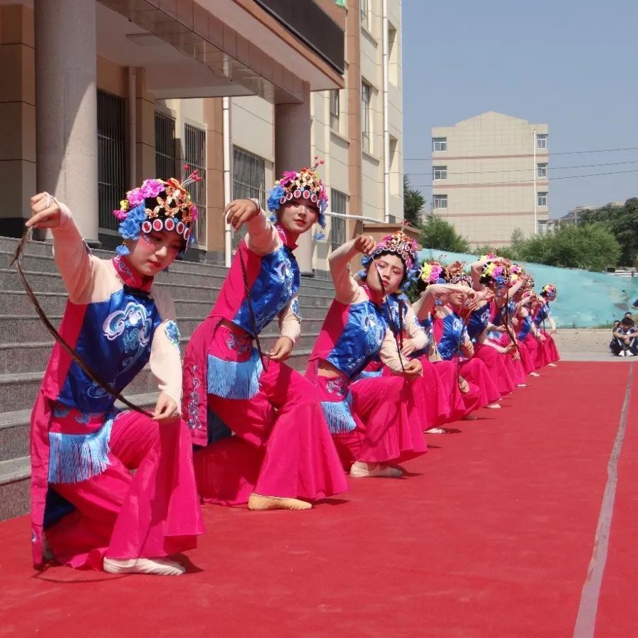 青春绽放梦想起航平凉七中2023届初中毕业典礼暨中考