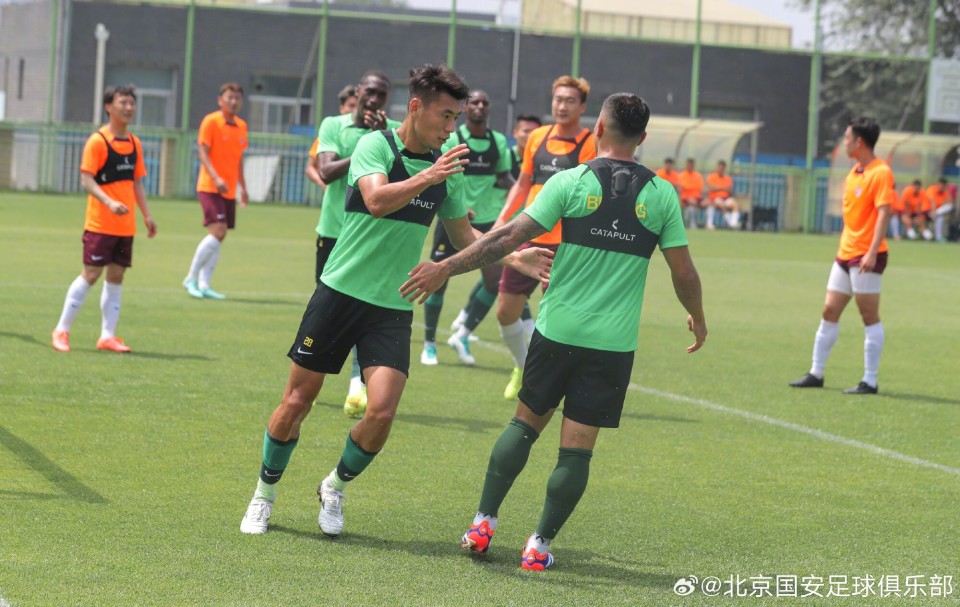 足球报:国安夏窗转会预算不充裕,队内只有曹永竞是伤员