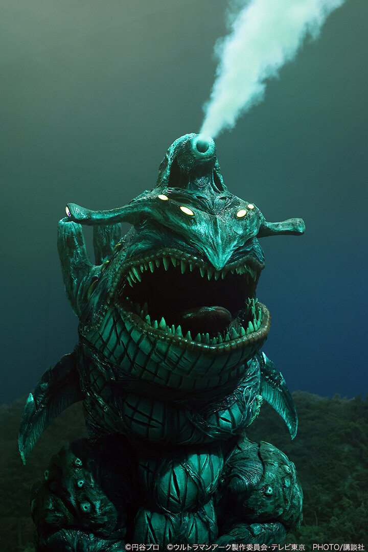 亚刻奥特曼5话新怪兽设定公开 造型怪异 擅长打地形战的巨鲸水兽