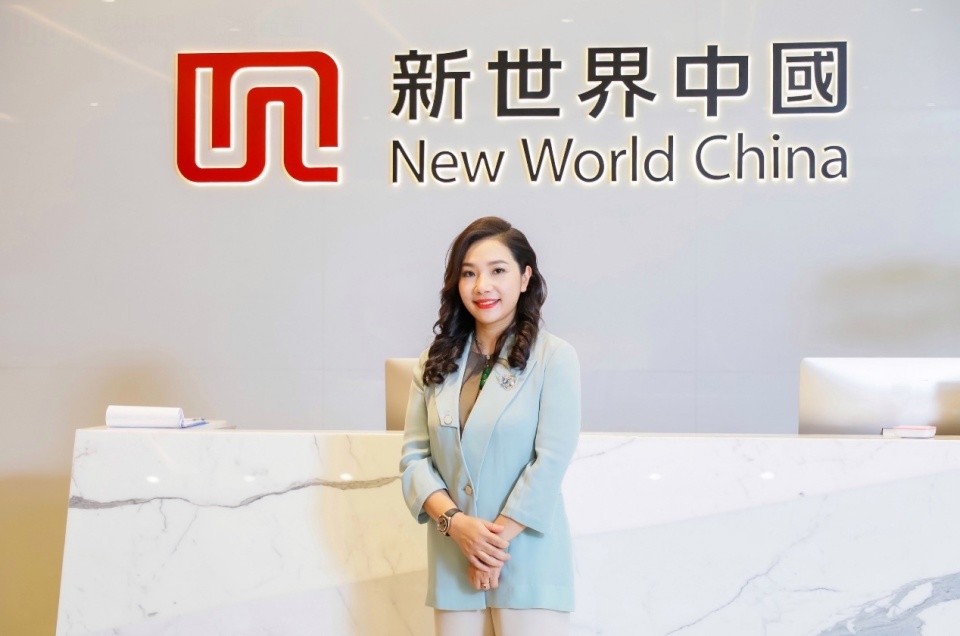 新世界中国黄少媚:关于"铺好绿色低碳底色,共促高质量发展未来"的建议
