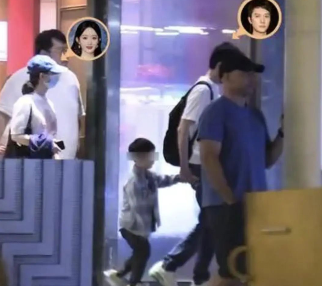 冯绍峰带娃参加运动会,5岁儿子正脸曝光,一看就是赵丽颖亲生的