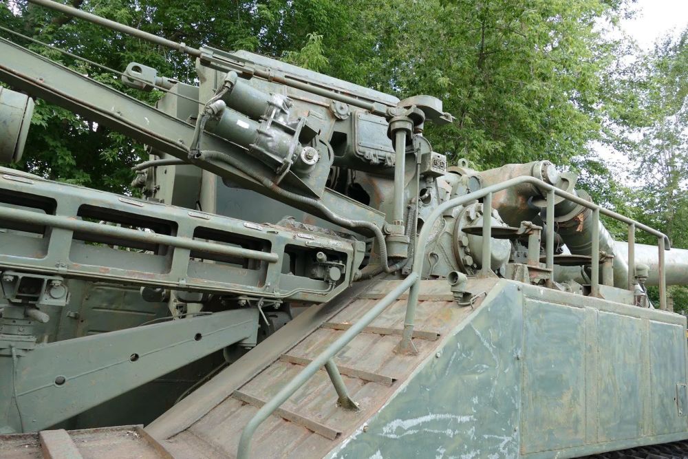 用于s-23,mk-3-180(最初为海岸炮(coast artillery pieces))的180 mm