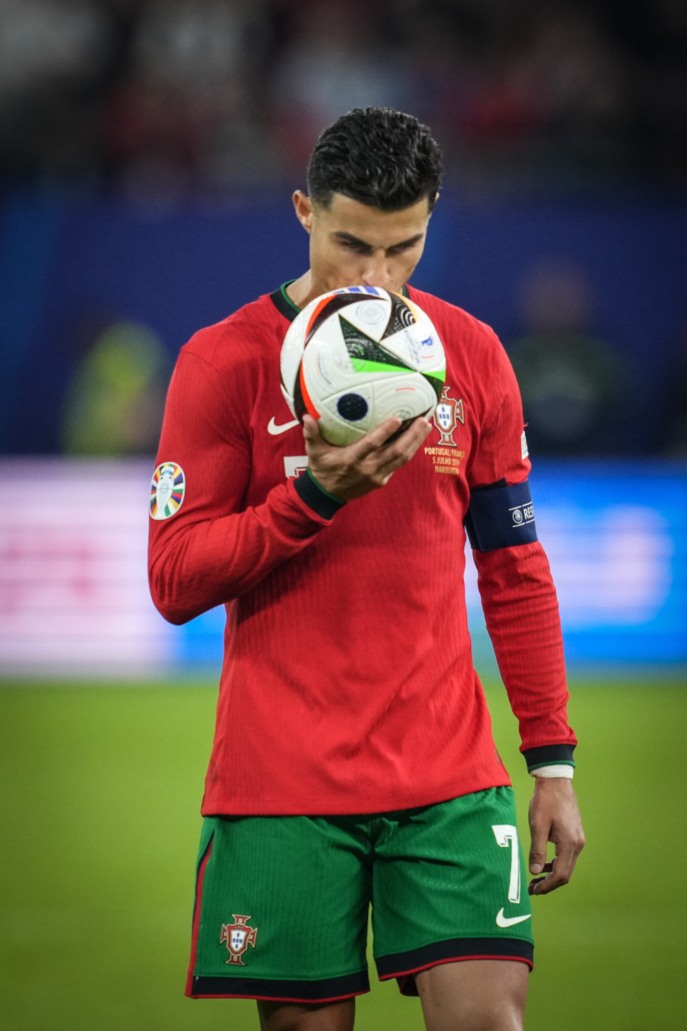 足球——欧锦赛淘汰赛:法国队晋级四强