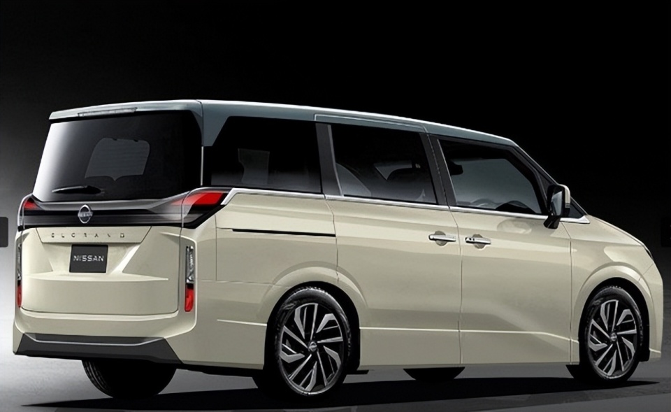 日产全新"君爵"曝光,配超级大沙发,新增混动系统_腾讯新闻