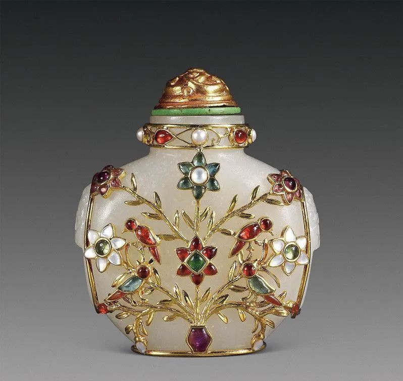 阿富汗玉源自古老的中东地区,能以国家命名的玉石在世界上是十分少有