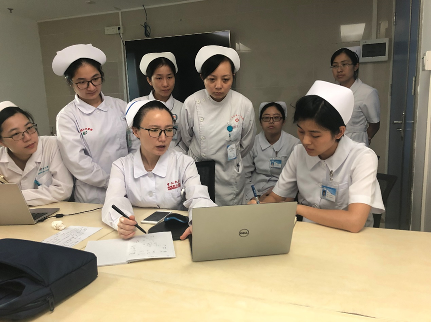 提灯天使 | 走近"岭南南丁格尔式优秀护士"