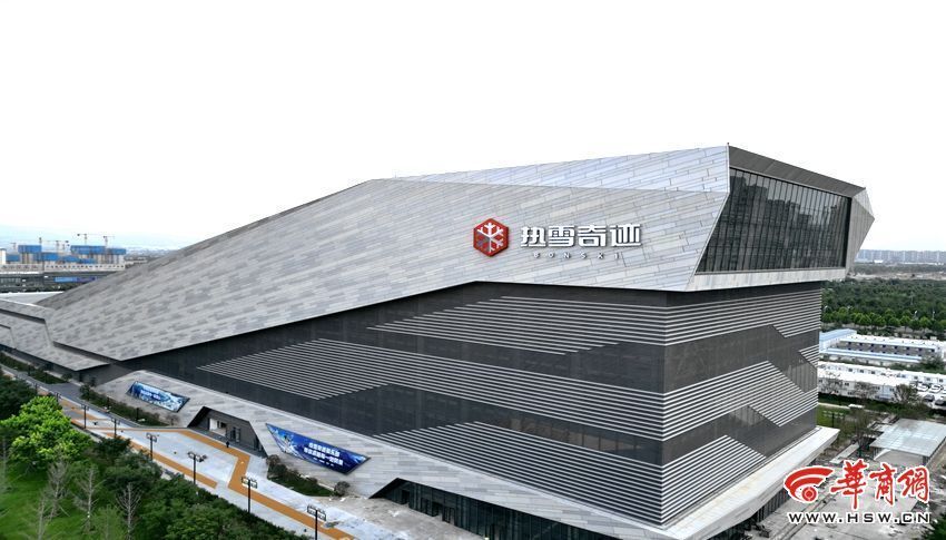 西北地区规模最大的室内雪场 热雪奇迹预计8月初正式开业_腾讯新闻