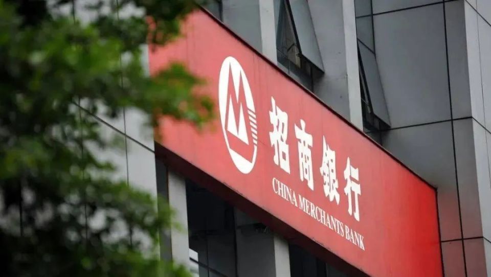 而银行的信息科技岗难度则会小很多,工资也还说得过去,并且工作相对