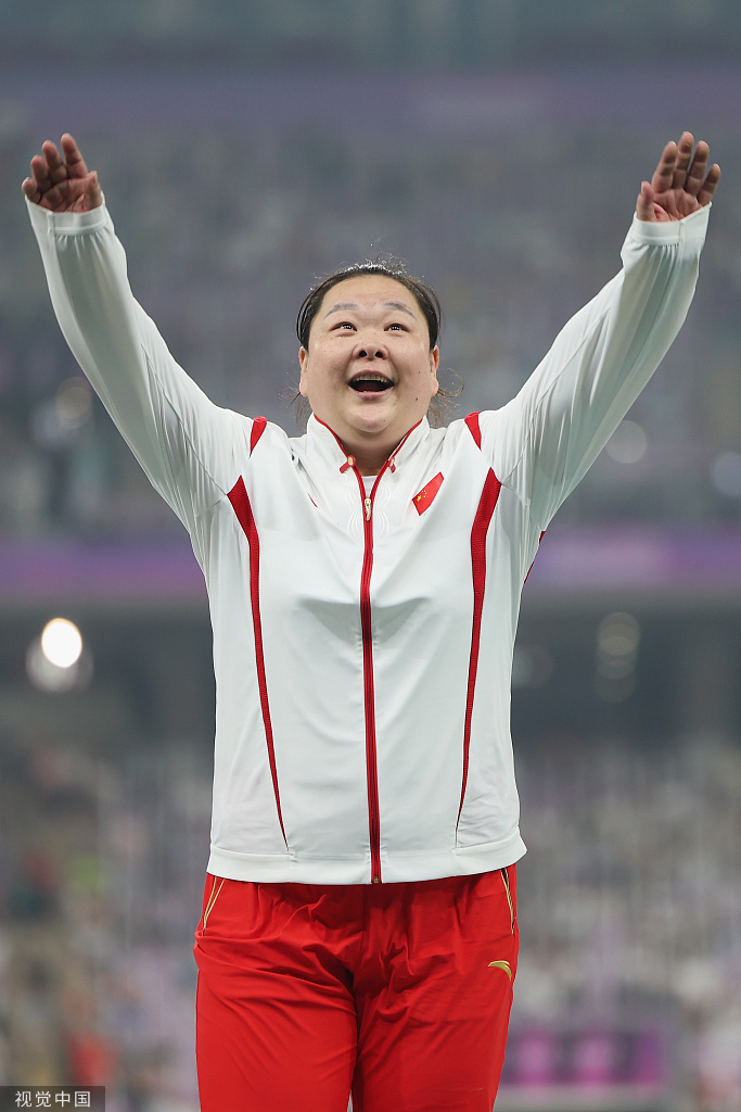 笑着笑着就哭了奋斗13年女子链球老将王峥终于圆梦亚运金牌