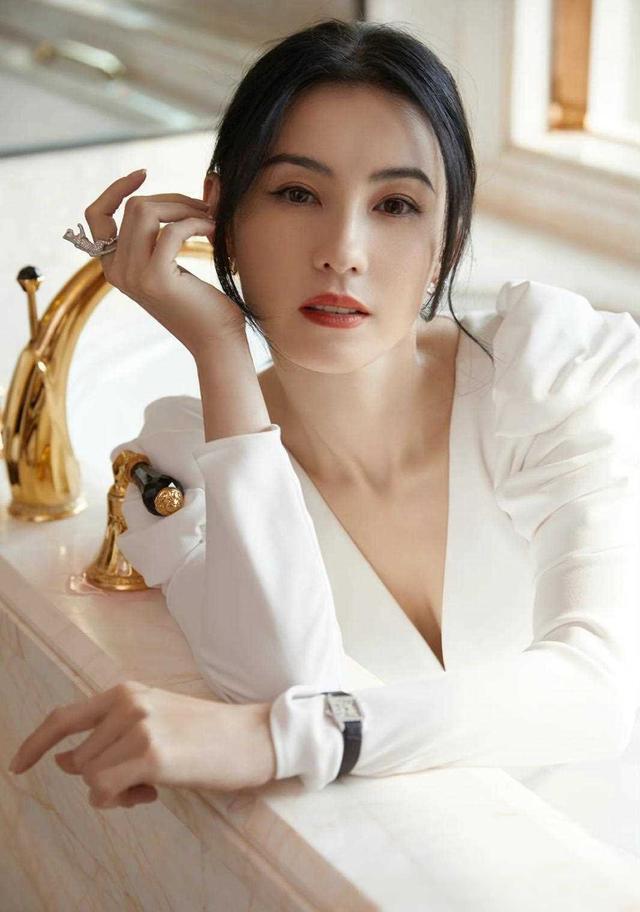 张柏芝方回应被前经纪人暗讽,与3任老板闹翻,向太说她死性不改