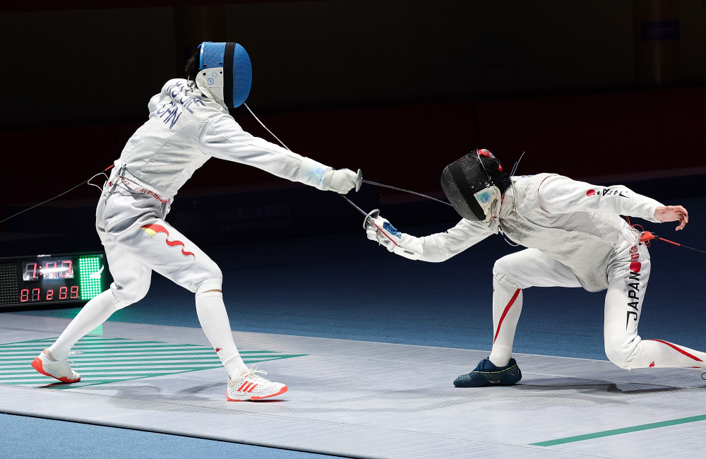 击剑——中国队晋级男子团体花剑决赛