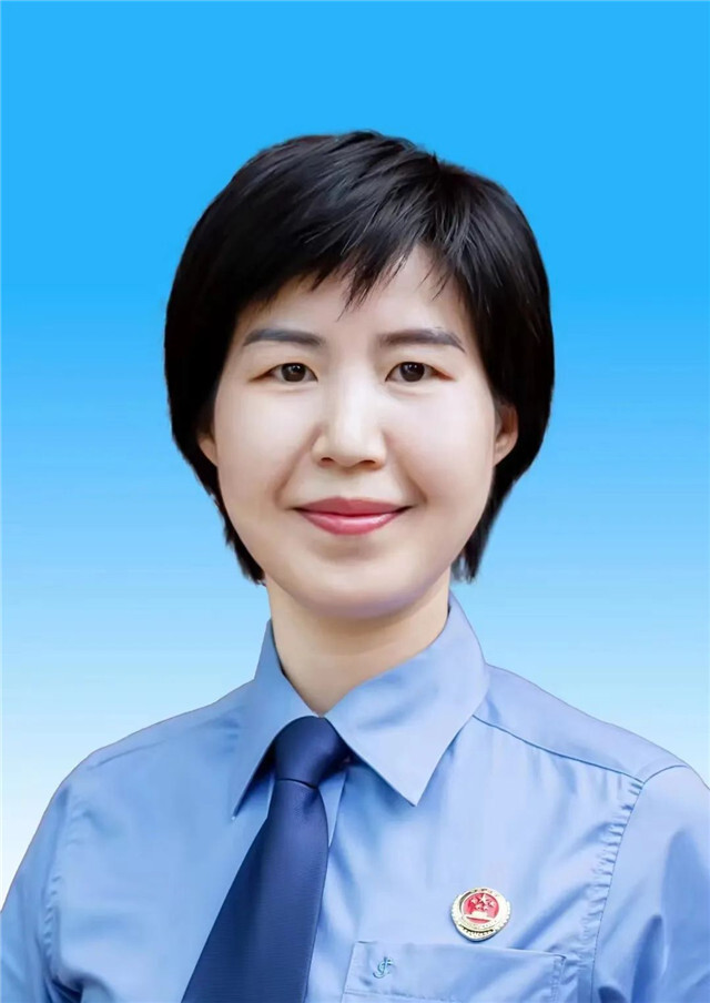 湖南省人民检察院第八检察部三级高级检察官,党支部副书记,湖南省公益