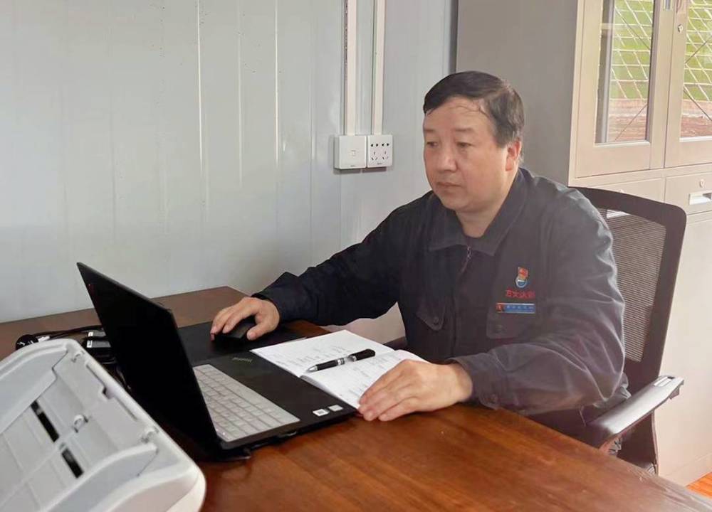 博士王天雄:在达州钢铁挥洒才华的精尖"匠士"_腾讯新闻