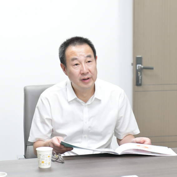 成都中院党组书记,院长杨诚就服务保障城市一流法治化营商环境建设