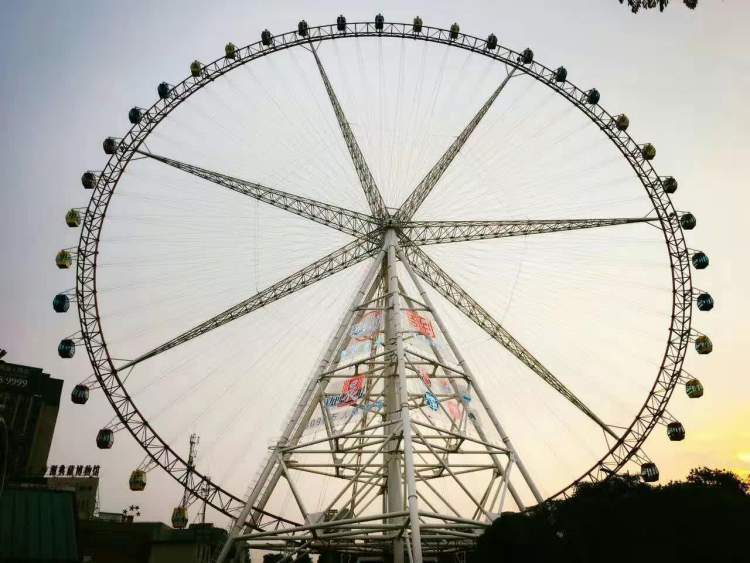 那些年,我们去坐过的摩天轮  | 上海会客厅