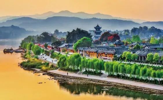 四川省阆中市《美丽阆中》〈斜阳余晖〉(拍摄地:阆中古城)《(刘晓钟)