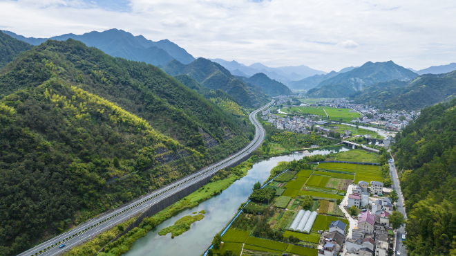 五一假期高速小客车免费将新开苏绍高速公路益农收费站