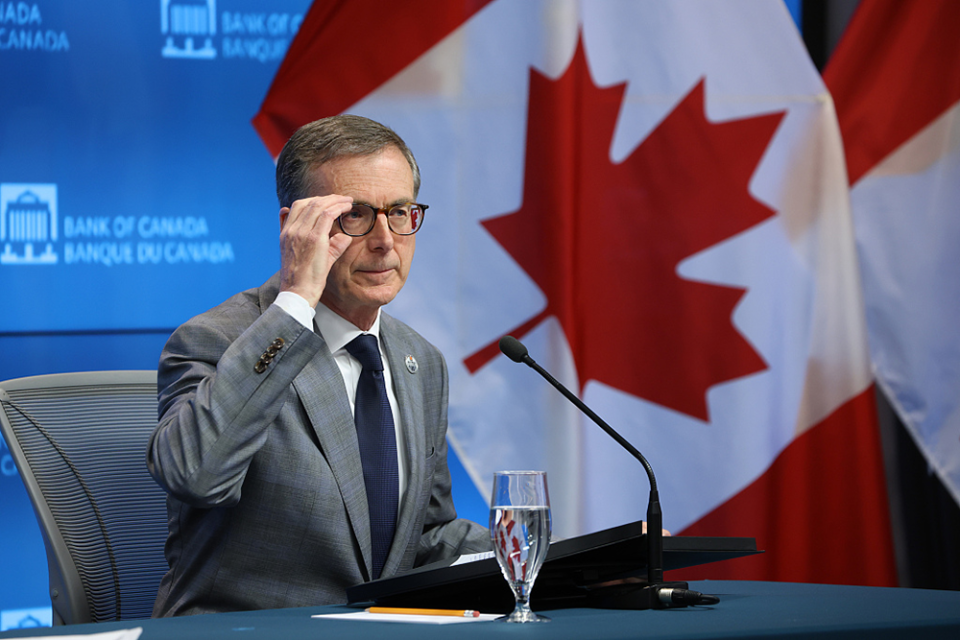 加拿大央行管理委员会一致认为,货币政策不再需要如此严格,并将政策