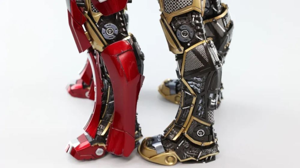 你见过内置骨骼还能爆甲的钢铁侠手办吗