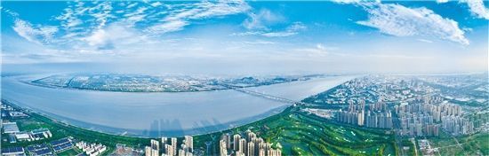 (杭州市钱塘区)平台经济是发展新质生产力的重要组成部分,是浙江省