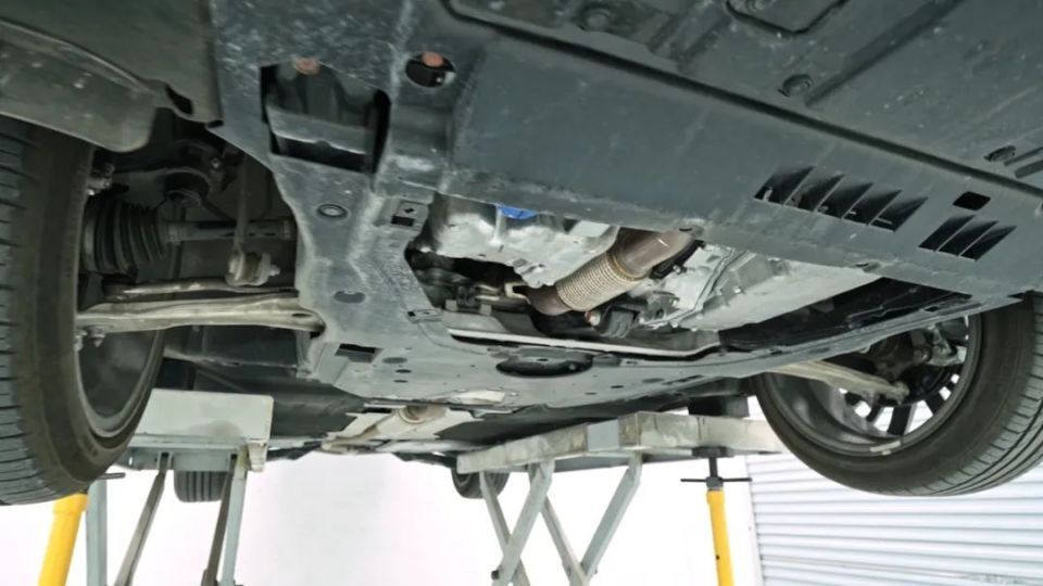 操控和舒适兼得,十一代雅阁底盘有什么魔力?_腾讯新闻