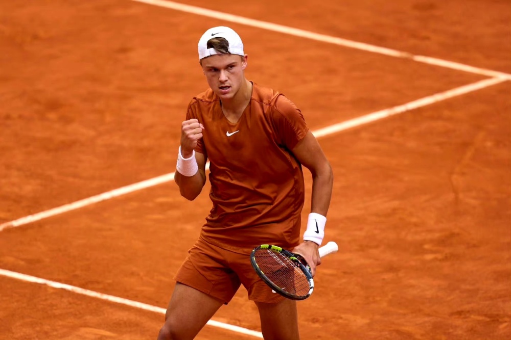 法网最新夺冠赔率公布:阿卡超德纳,兹维被看低!_腾讯新闻