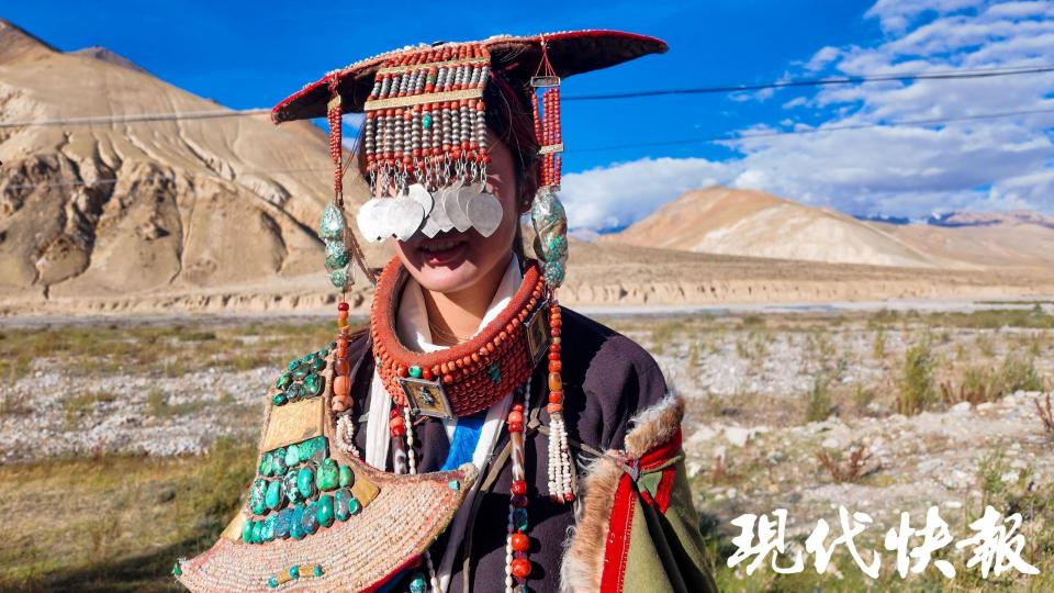 雪域高原焕新貌｜普兰“飞天服饰”：千年传承的孔雀华裳_腾讯新闻