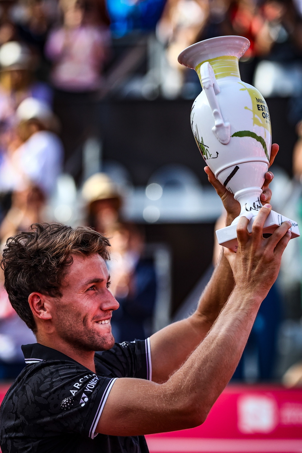 网球埃斯托里尔公开赛鲁德夺冠