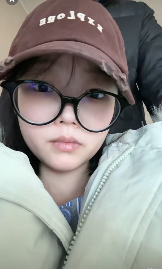 带货、钩织摆摊攒治疗费 合肥女孩夏瑾禾：多年抗癌路，从未认输_腾讯新闻
